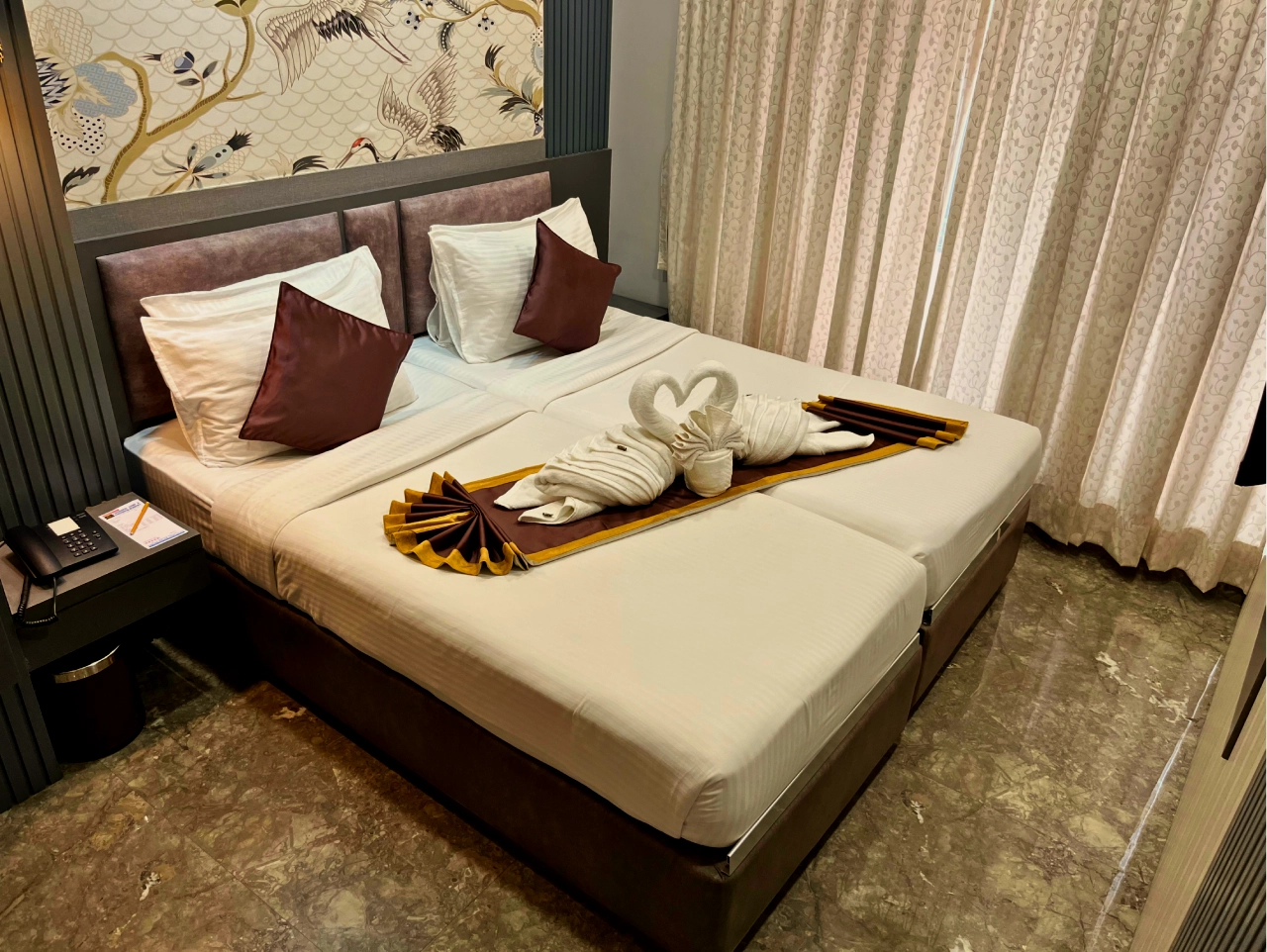 continentallodge.com Photos